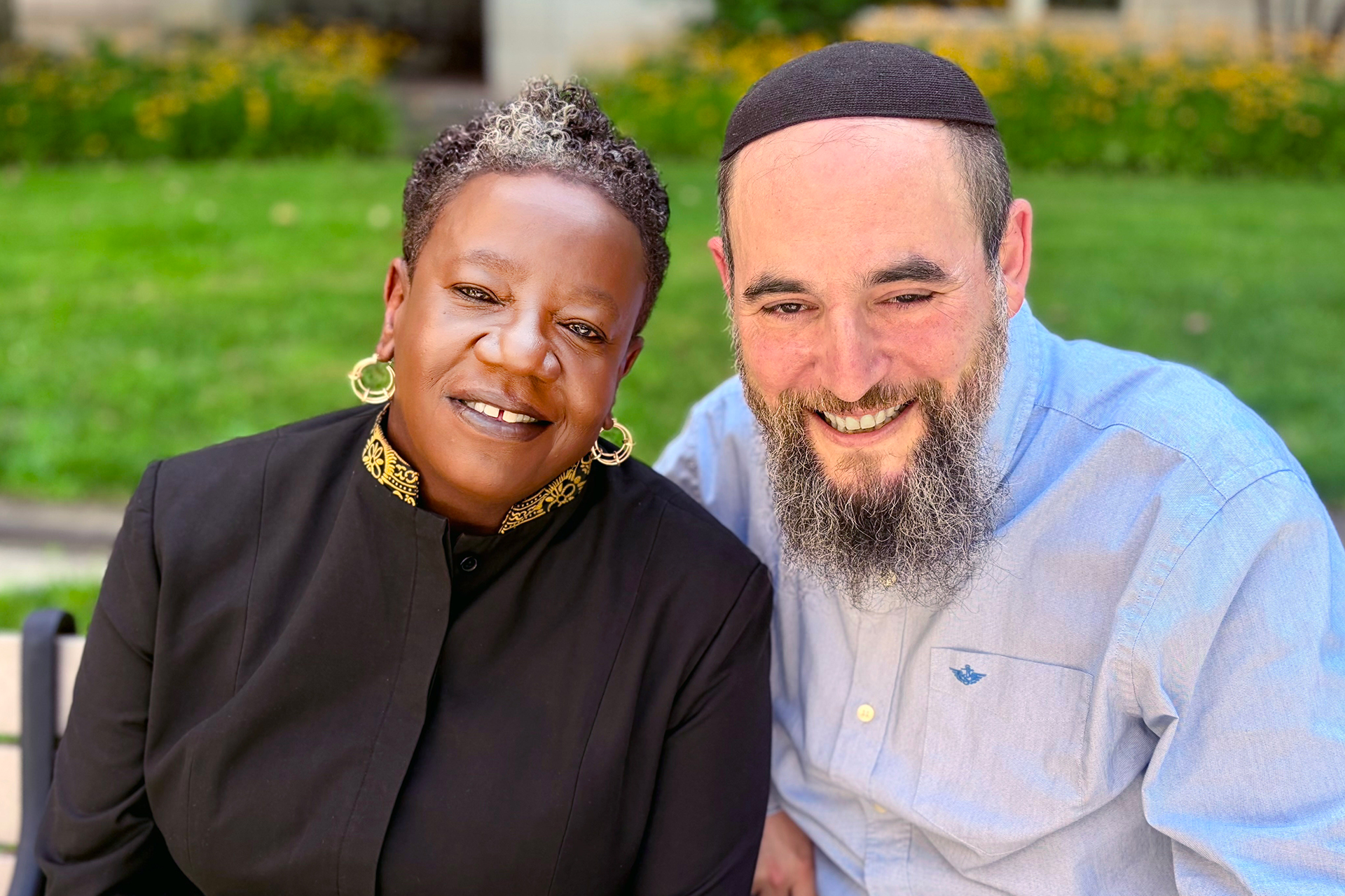 (L to R) Dr. Roslyn Sellman and Rabbi Joseph Messinger